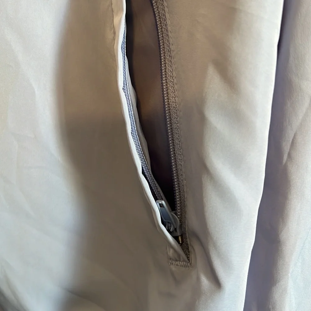 NB windbreaker jacket. - Picture 4 of 7